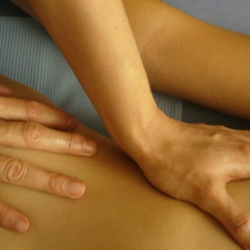 Comment choisir une formation en massage ?